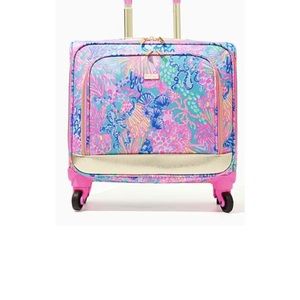 Brand New in box rare edition Lily Pulitzer Suit Case